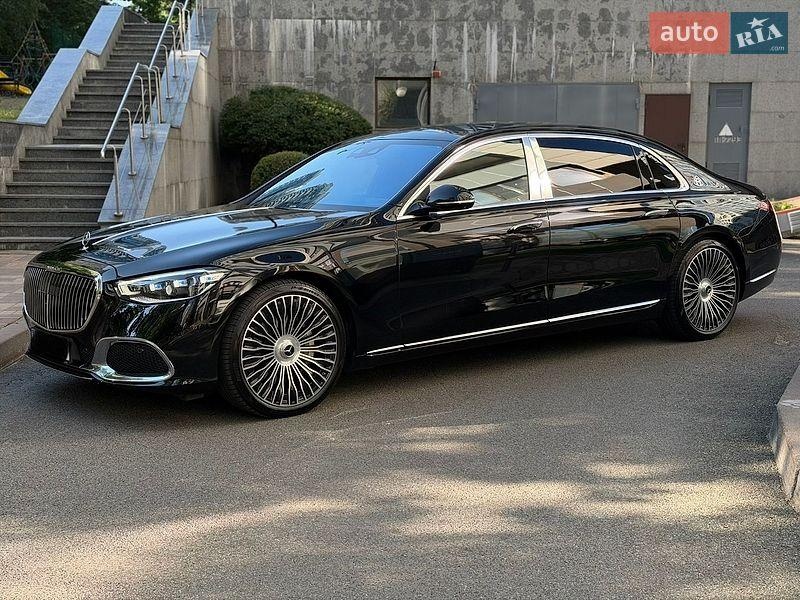 Mercedes-Benz Maybach 2021