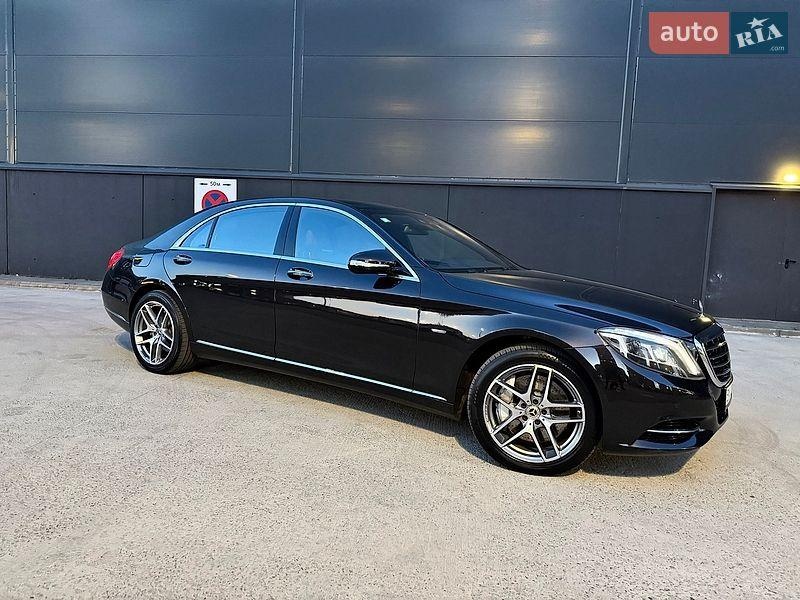 Mercedes-Benz S-Class 2013