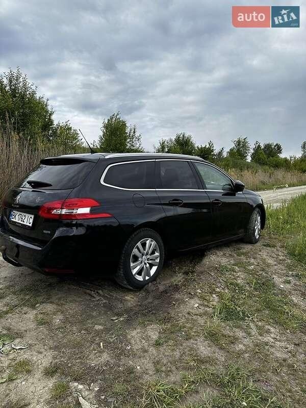 Peugeot 308 2015