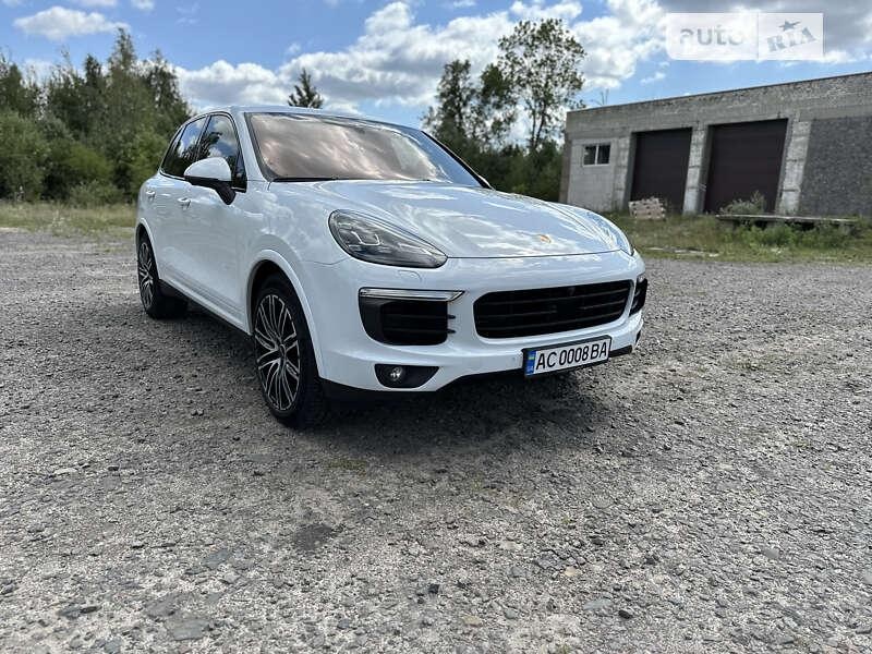 Porsche Cayenne 2016