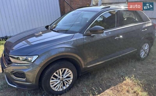 Volkswagen T-Roc 2021