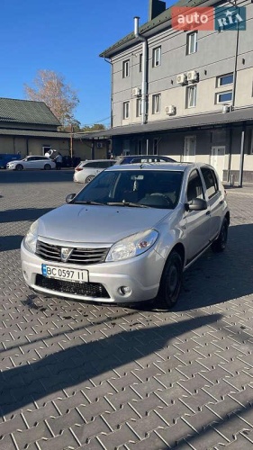 Dacia Sandero 2009