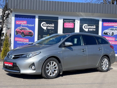 Toyota Auris 2013