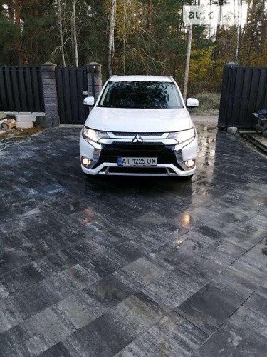 Mitsubishi Outlander 2017