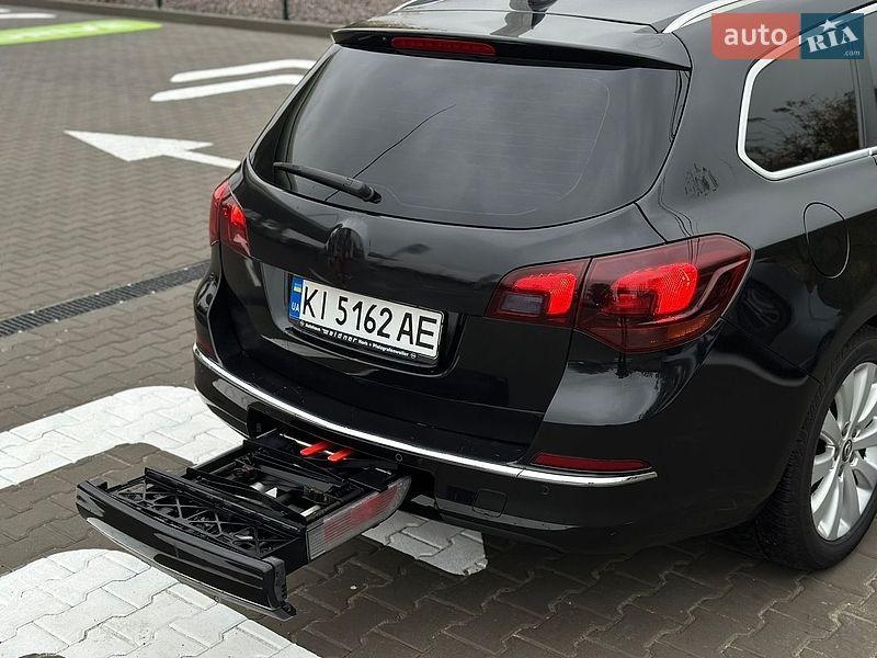 Opel Astra 2012