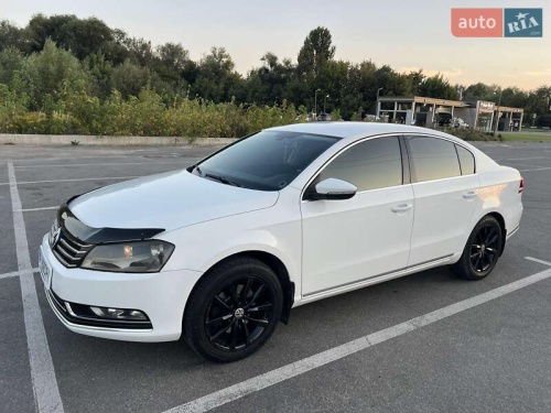 Volkswagen Passat 2011