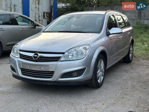 Opel Astra 2009
