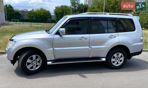 Mitsubishi Pajero Wagon 2008