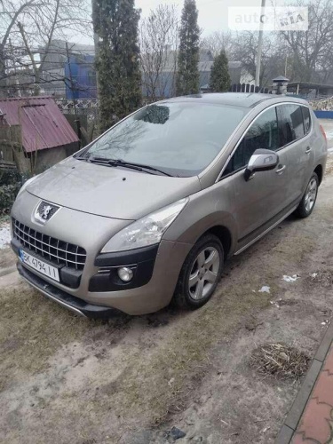 Peugeot 3008 2011