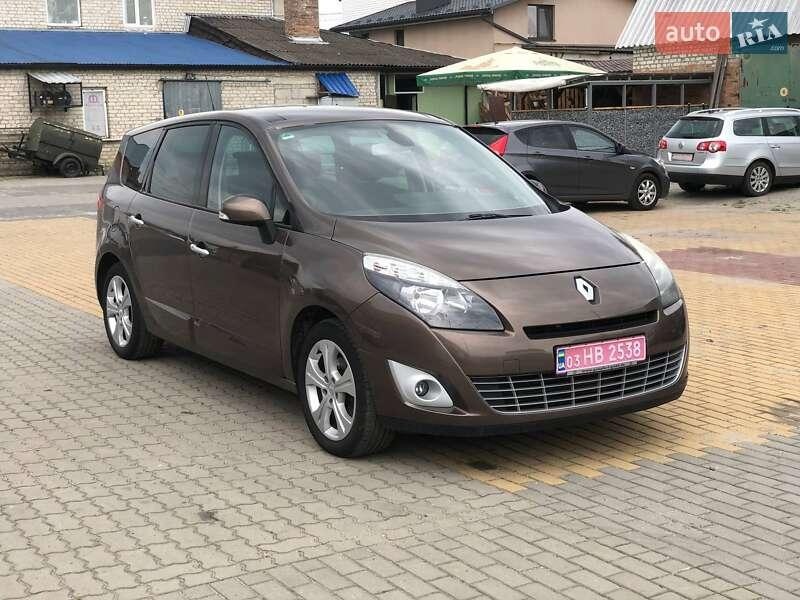 Renault Grand Scenic 2011