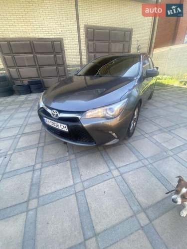 Toyota Camry 2016