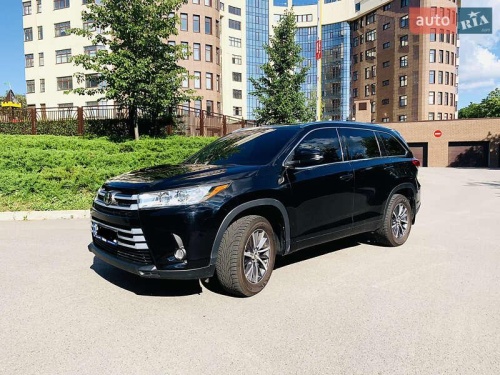 Toyota Highlander 2018
