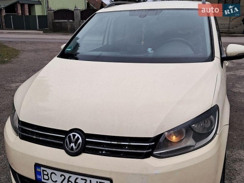 Volkswagen Touran 2012