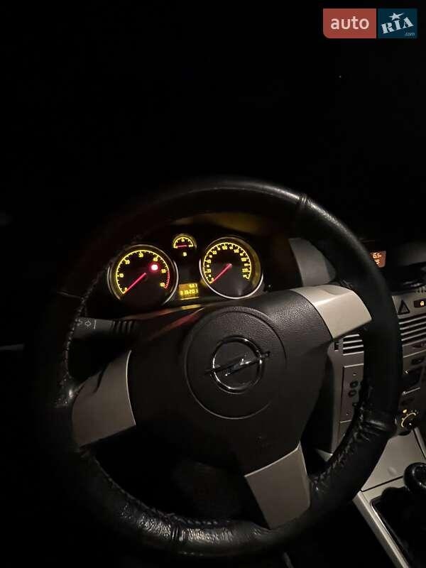 Opel Astra 2007