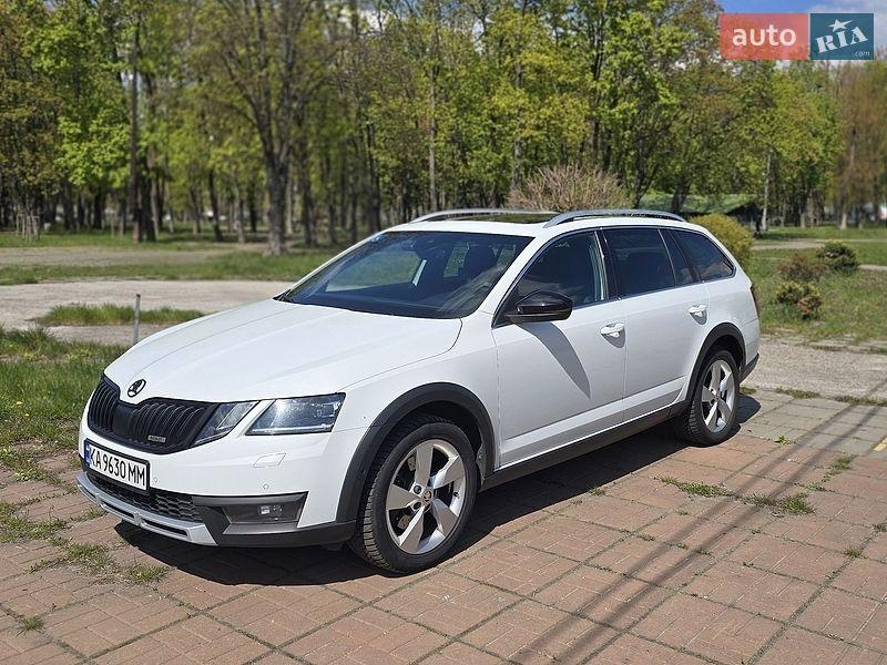 Skoda Octavia Scout 2019