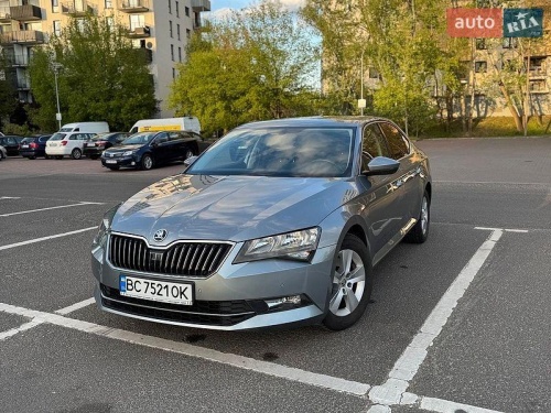 Skoda Superb 2016