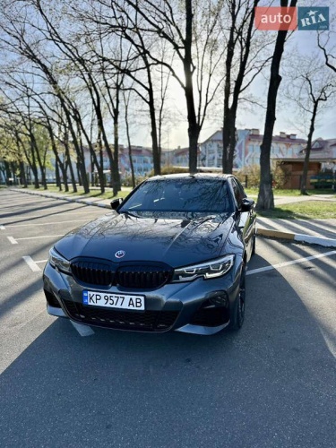 BMW 3 Series 2019