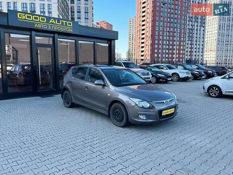 Hyundai i30 2011