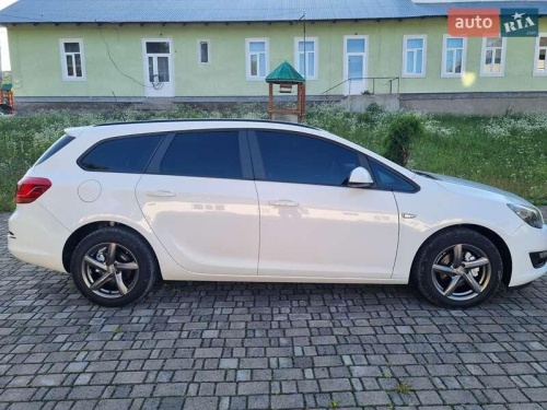 Opel Astra 2013