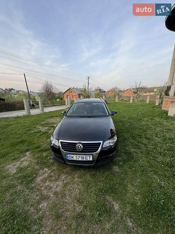 Volkswagen Passat 2010