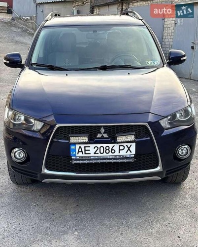 Mitsubishi Outlander 2013