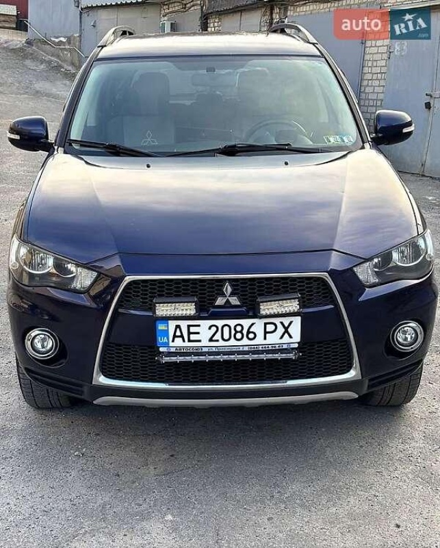 Mitsubishi Outlander 2013