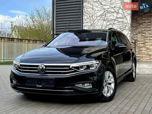 Volkswagen Passat 2022