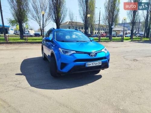 Toyota RAV4 2017