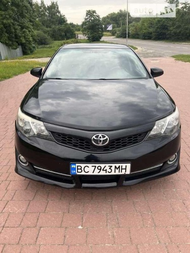 Toyota Camry 2014
