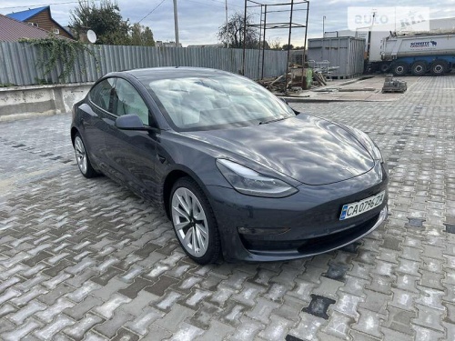 Tesla Model 3 2021