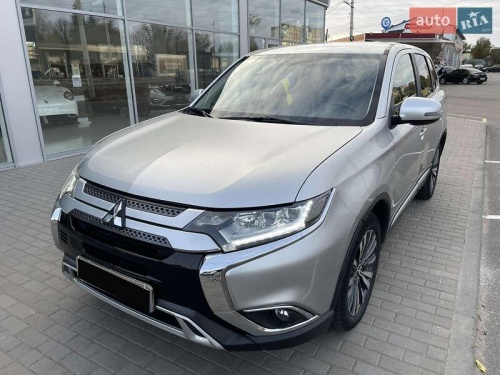 Mitsubishi Outlander 2019