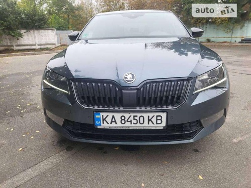 Skoda Superb 2019