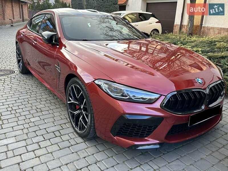 BMW M8 2022