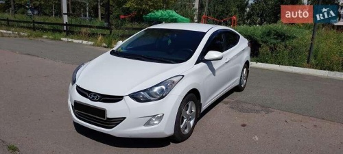 Hyundai Elantra 2013