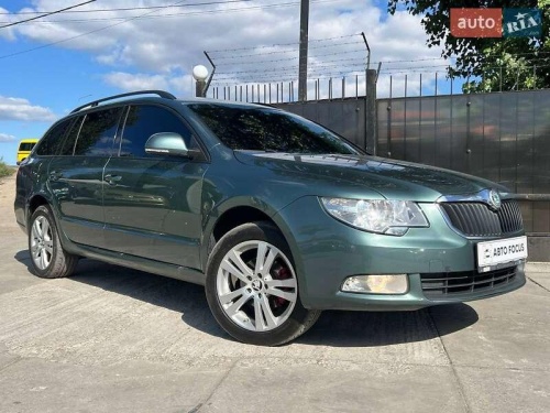 Skoda Superb 2011