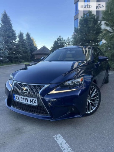 Lexus IS 2014