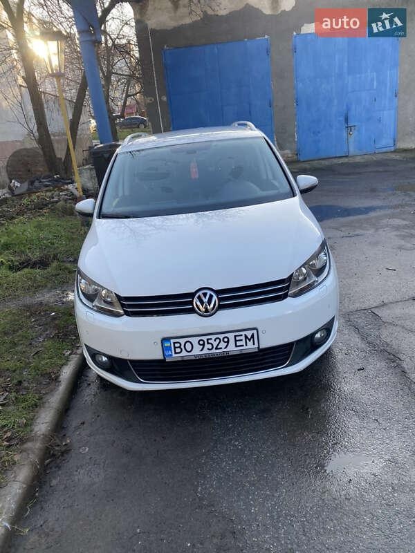 Volkswagen Touran 2014