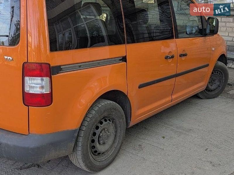 Volkswagen Caddy 2009