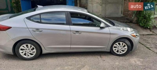 Hyundai Elantra 2016