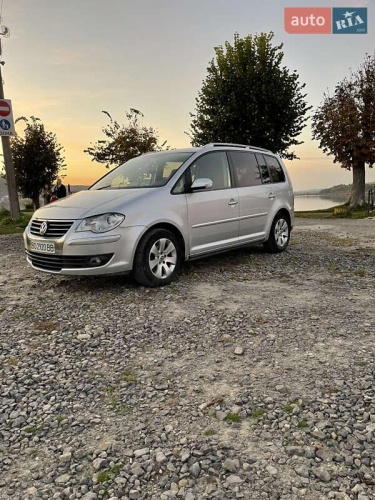 Volkswagen Touran 2009