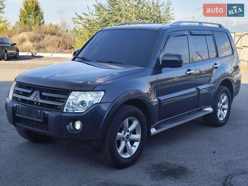Mitsubishi Pajero Wagon 2008