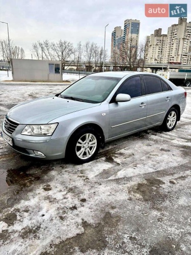 Hyundai Sonata 2008
