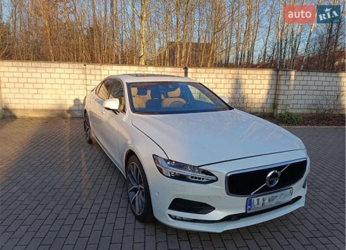 Volvo S90 2017