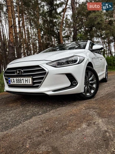 Hyundai Elantra 2018