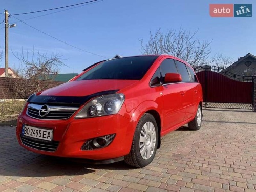 Opel Zafira 2011