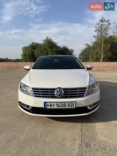 Volkswagen Passat CC 2014
