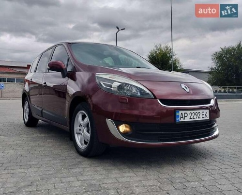 Renault Grand Scenic 2012