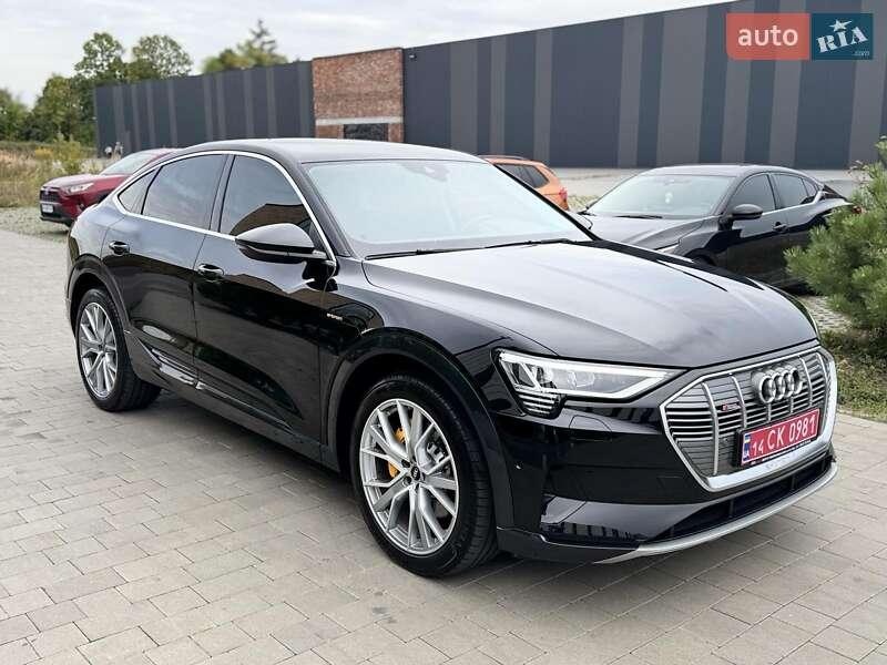 Audi e-tron 2022