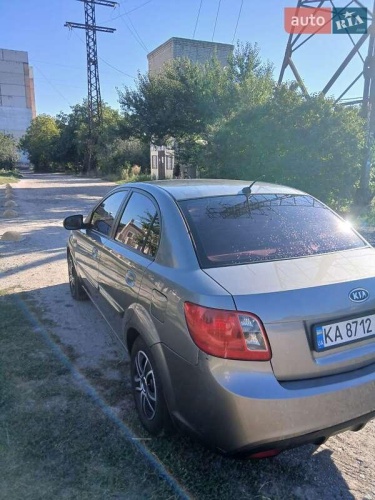 Kia Rio 2011