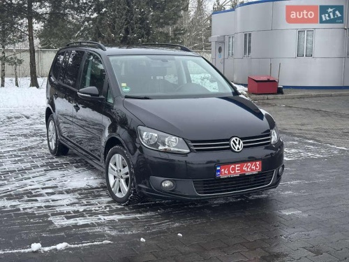 Volkswagen Touran 2012